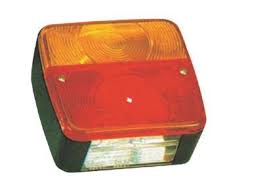 PILOTO UNIVERSAL 12V INTERMITENTE, POSICIÓN, STOP Y LUZ MATRÍCULA